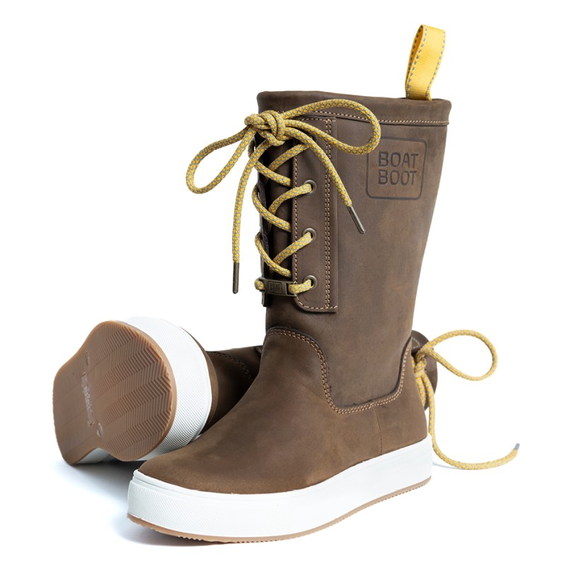 BOTTES MONTANTES CUIR LACETS