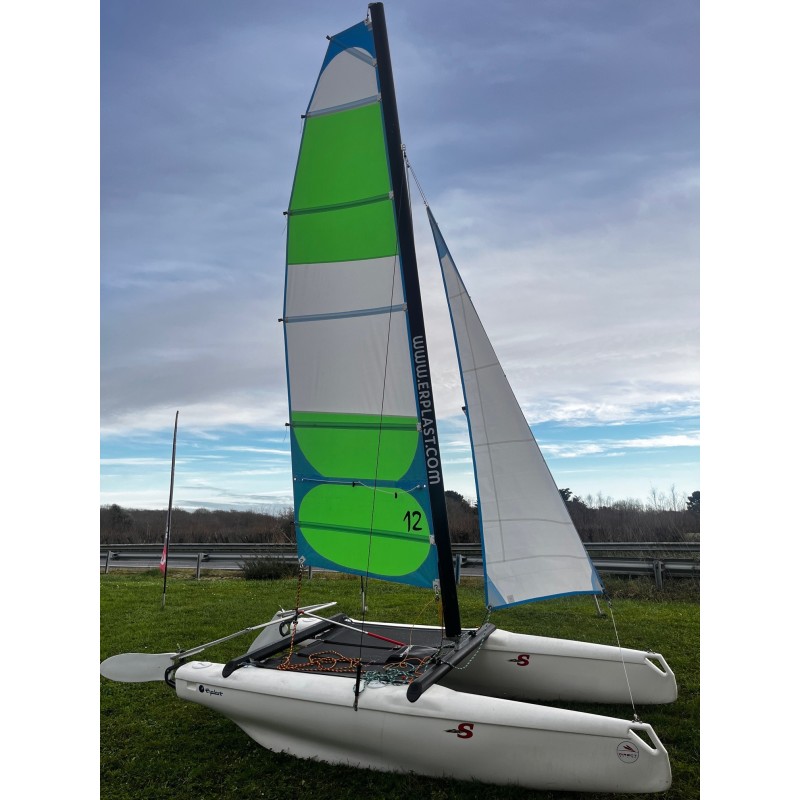 CATAMARAN ERPLAST S DEMO