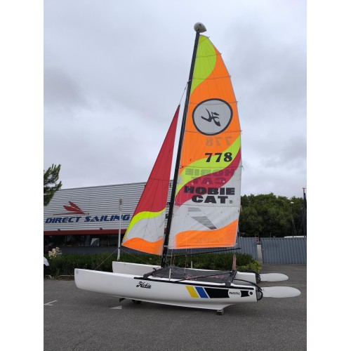 HOBIE CAT PACIFIC OCCASION